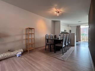 In de Trapstraat te Zottegem bevindt zich dit ruime appartement, ideaal gelegen in het centrum, met winkels, horeca en openbaar vervoer...