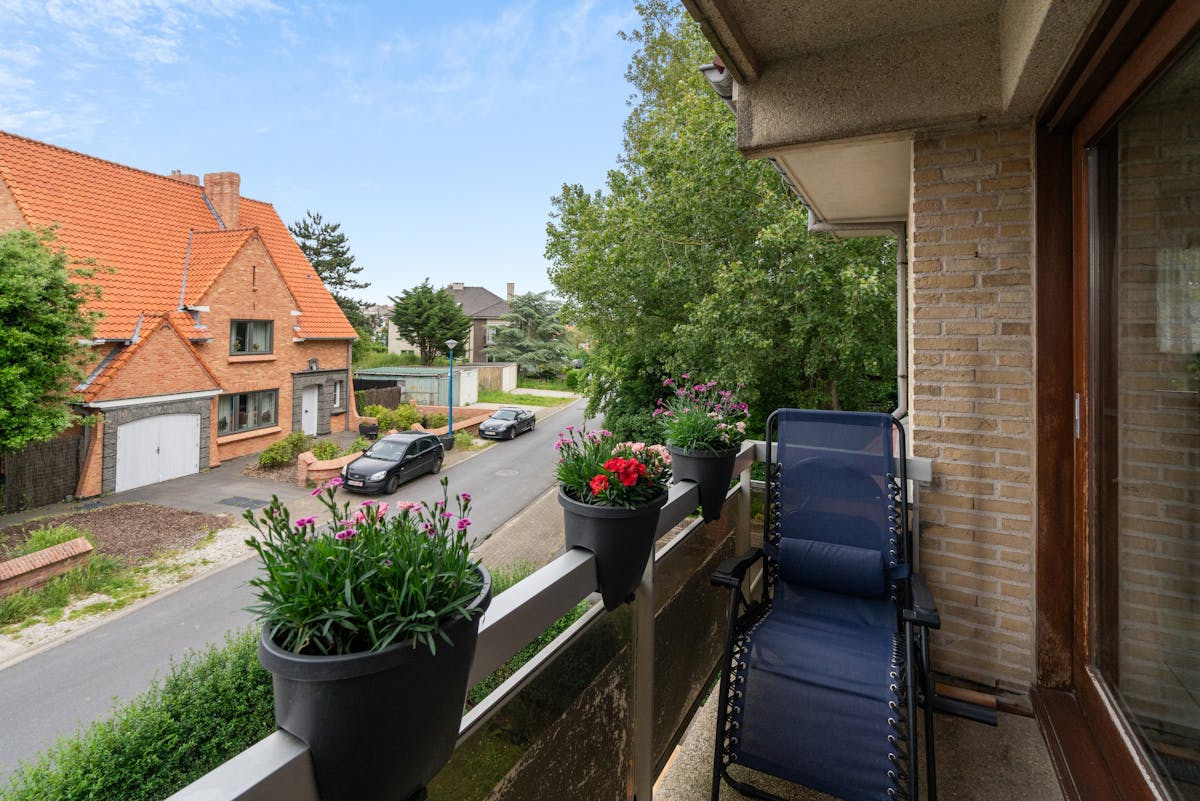 2 bedroom apartment in the center of Sint-Idesbald - photo 5
