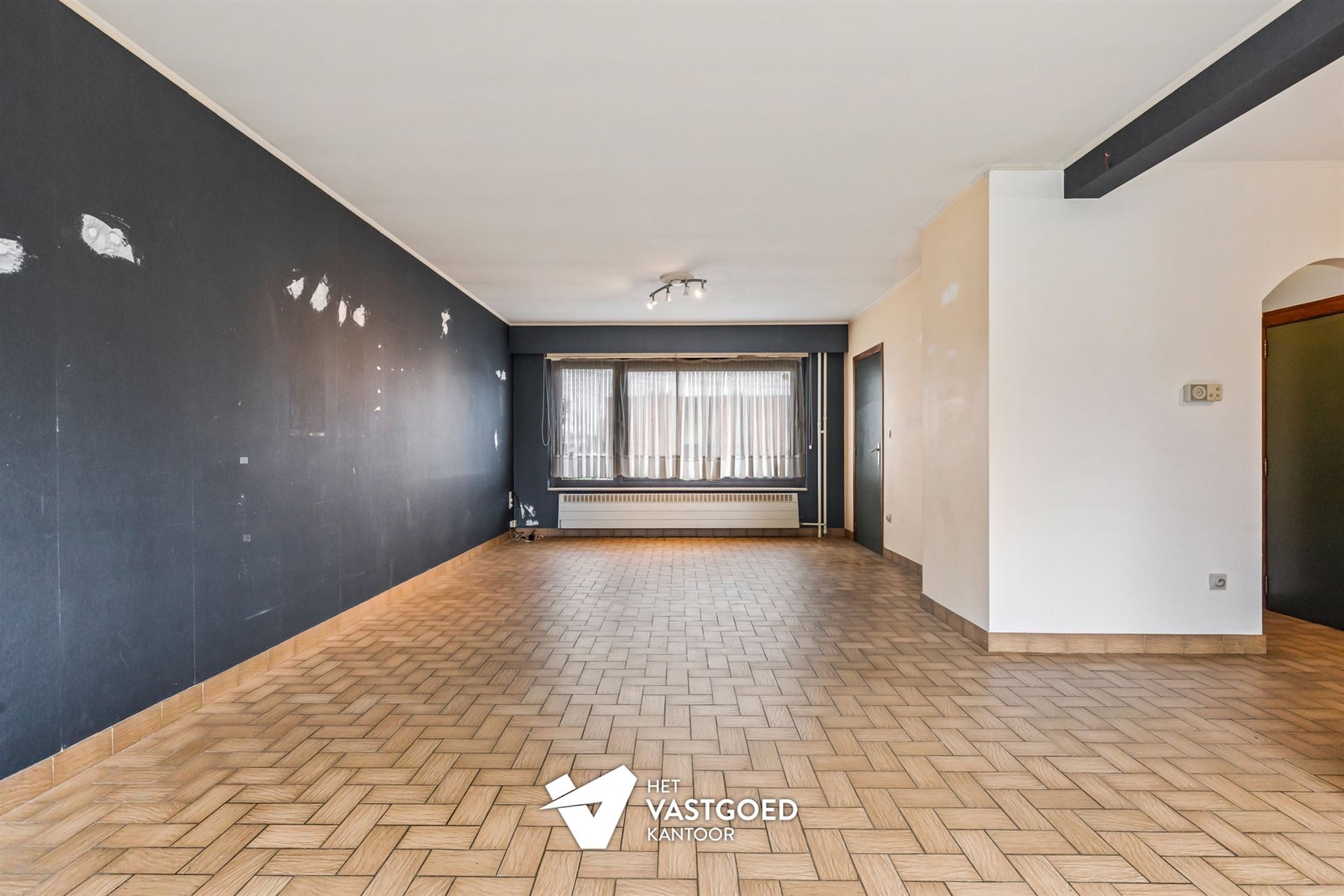 TE RENOVEREN WONING MET 3 SLAAPKAMERS OP CENTRALE LIGGING IN KOERSEL-CENTRUM - foto 5