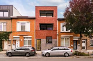 Investeringsvastgoed van 3 appartement aan het MeerlenhofparkDit goed onderhouden gebouw ligt op een toplocatie nabij het Meerlenhofpark en bestaat...