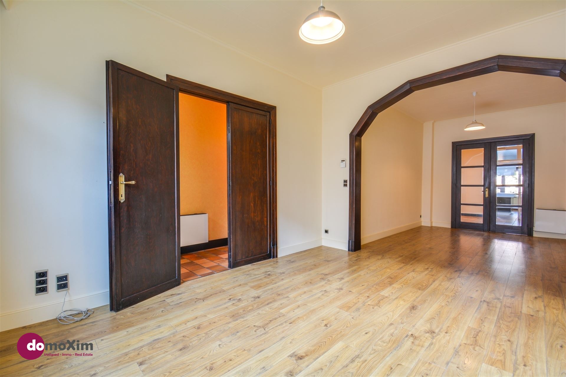 Spacious, characterful town house with two garage boxes and garden in Mechelen - photo 3