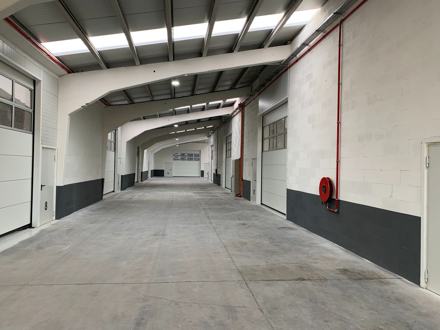 145 m² KMO-unit te huur op +/- 2 km van E17 - foto 3