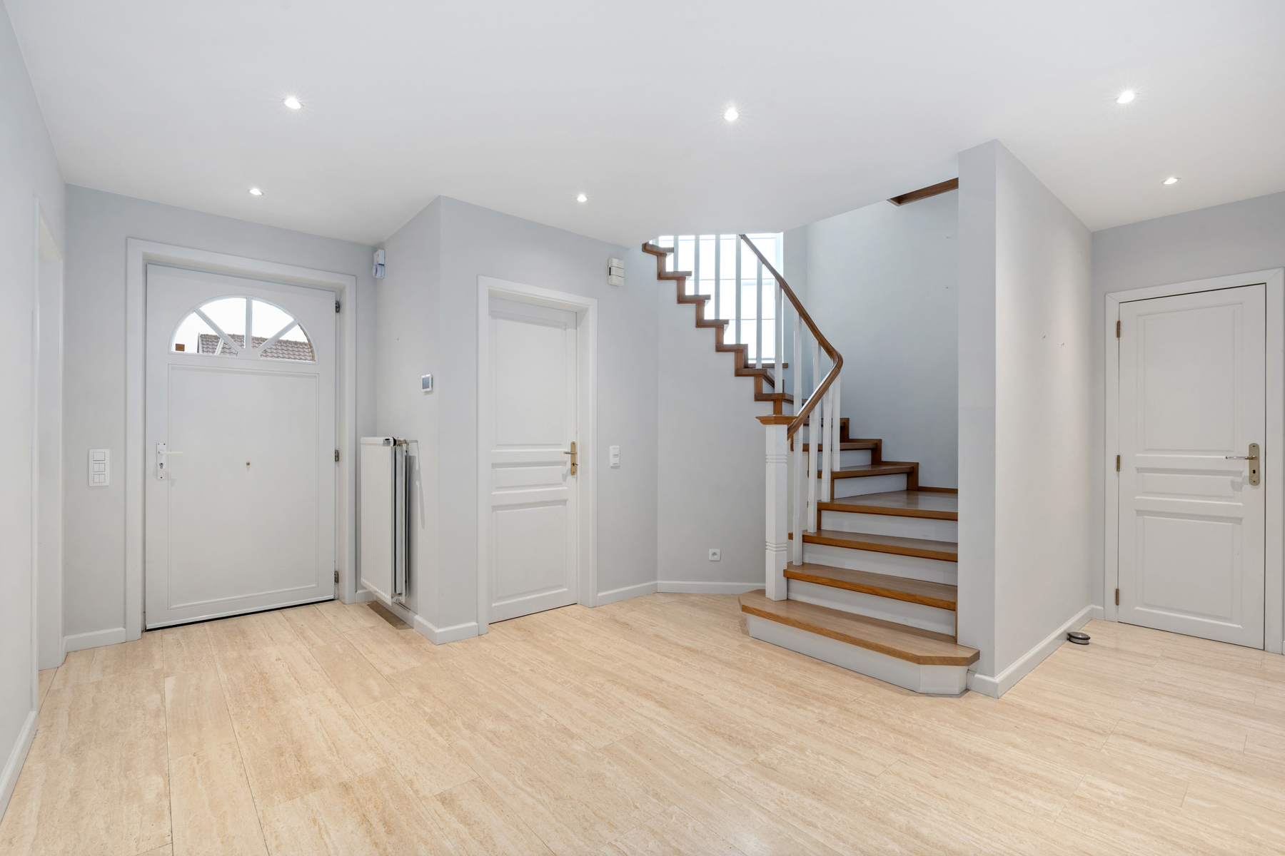 Villa prête à emménager avec 3 chambres et 2 salles de bains - photo 4