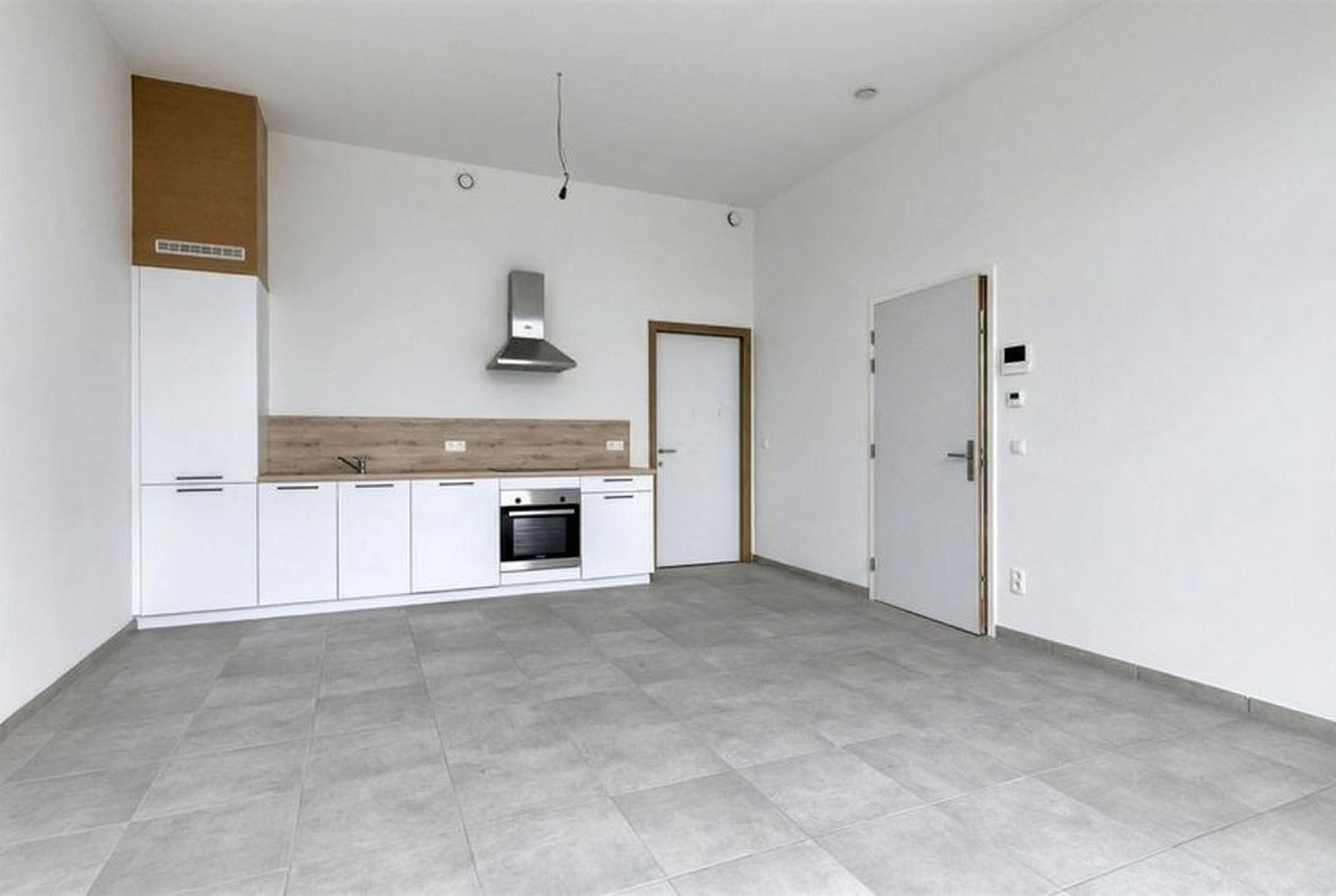 APPARTEMENT MET 2 SLKS + TERRAS IN HARTJE ANTWERPEN - foto 4