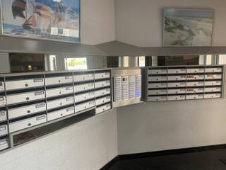 Ruim woonappartement (128 m²) met een indrukwekkende leefruimte en een panoramisch zicht op de jachthaven, de zee en het hinterland.Dit appartement...