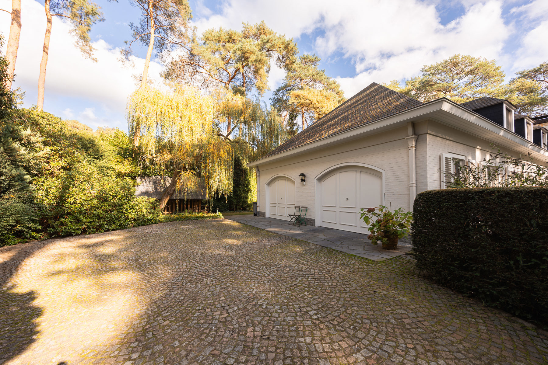 Exclusieve villa met 5 slpk op ruim groen perceel - foto 4