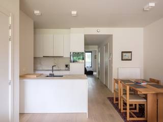 Assistentiewoning, met goed huurrendement, 2 slpk terras en tuin binnen een parkproject De assistentiewoning, die op dit moment is verhuurd, maakt...