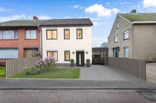 Goed gelegen bouwgrond (HOB) op 3a99.30ca in een rustige doodlopende straat in Mol Sluis.Huisnummer 22 in de St.-Bernardusstraat.De 3D weergave is...