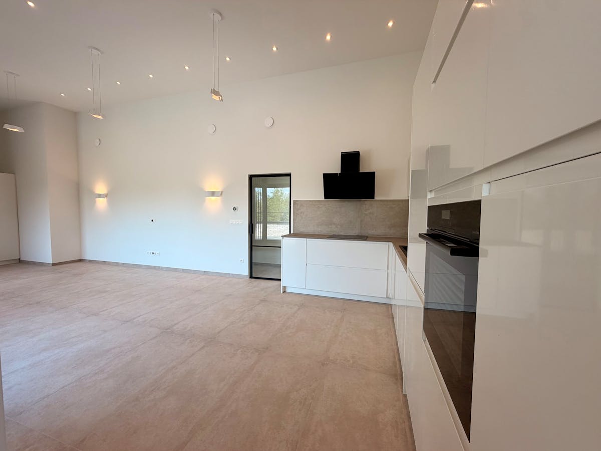 Appartement exclusif sur le toit de nouvelle construction à louer à Genk - photo 4
