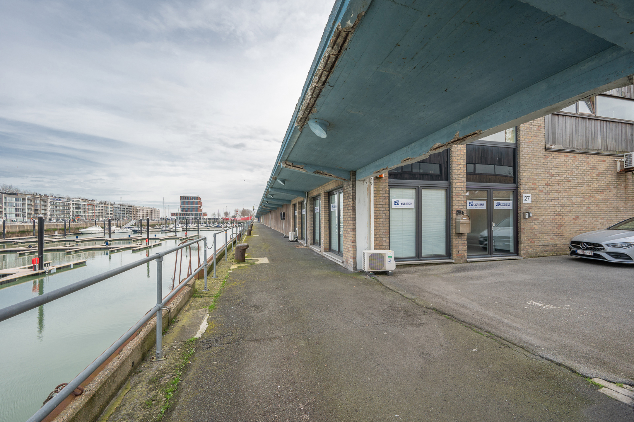 Commercial for rent in Zeebrugge - photo 2