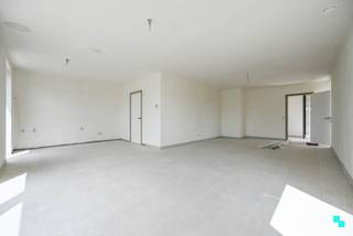 Ontdek deze prachtige (nog verder te bouwen) nieuwbouwwoning, ideaal gelegen nabij het centrum van Wielsbeke. Met een perceeloppervlakte van 312m²...