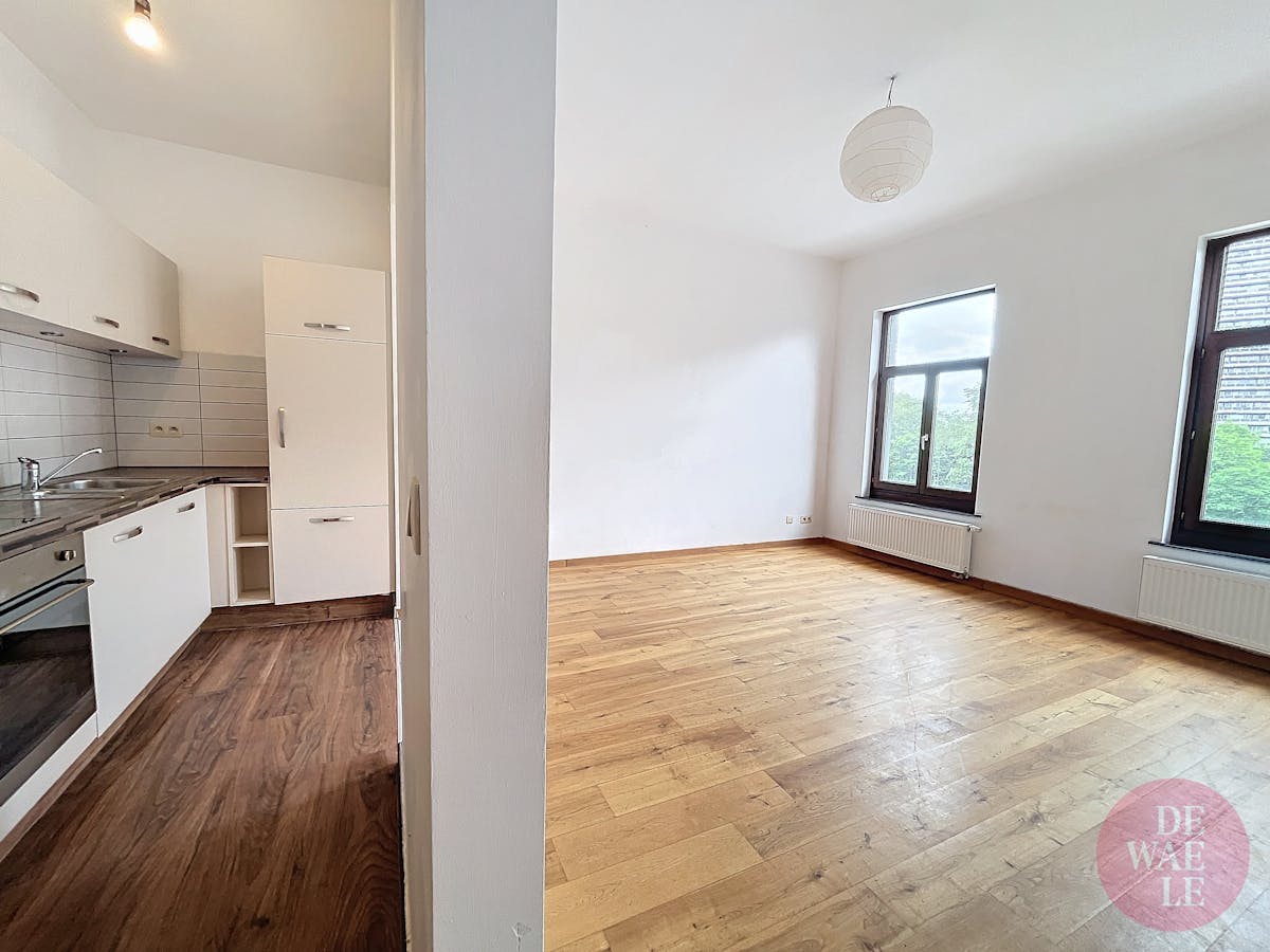 Spacieux appartement 3 chambres à Bruxelles - photo 4