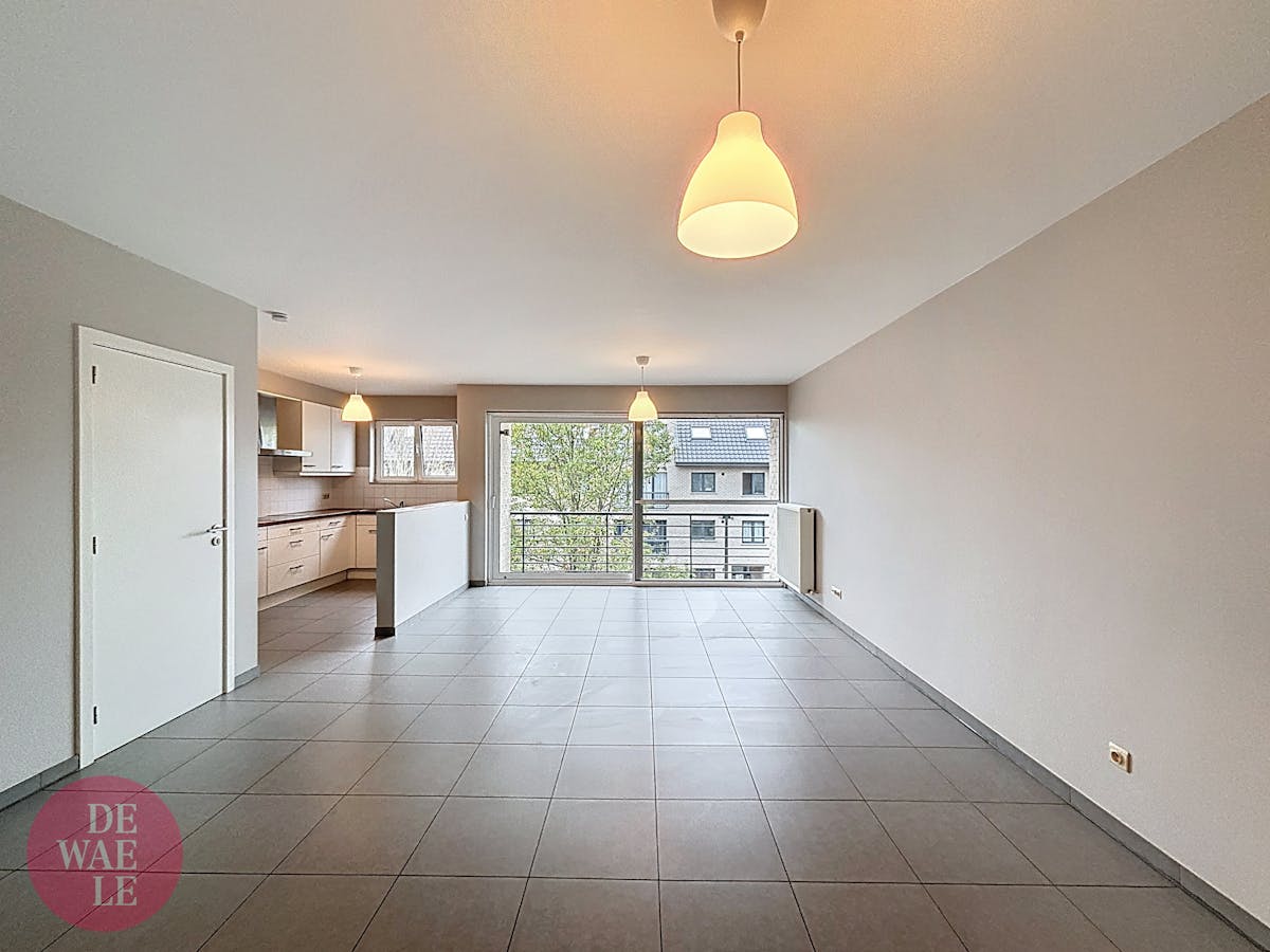 Ruim appartement met staanplaats te huur in Mechelen. - foto 2