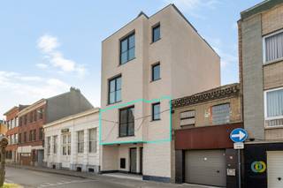 Au cœur de Vilvorde, à côté de la Grote Markt, vous trouverez cette nouvelle construction de 4 appartements modernes répartis sur 2 bâtiments...