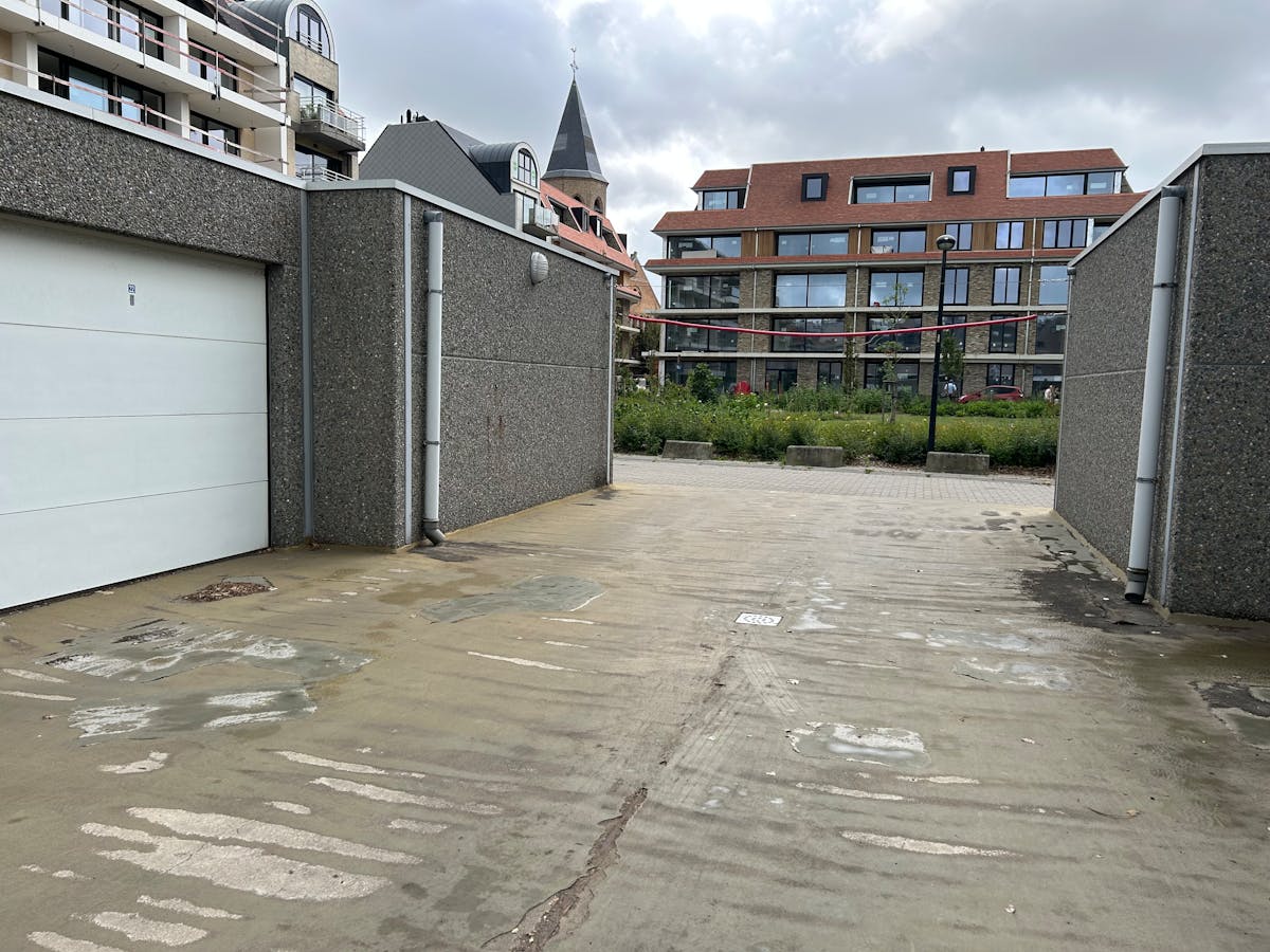 Garage te koop te centrum Middelkerke! - foto 5