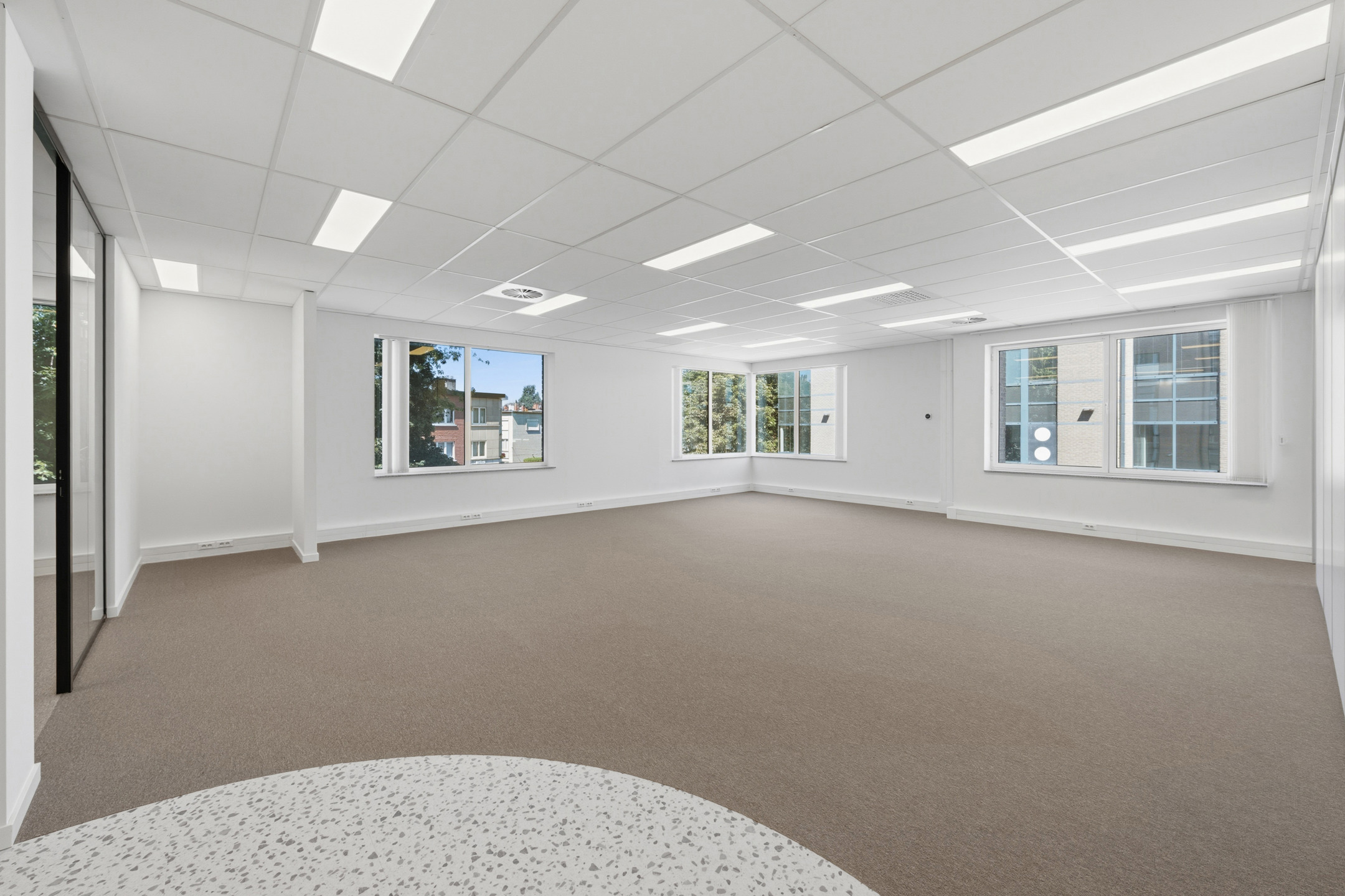 Commercial for rent in Groot-Bijgaarden - photo 5