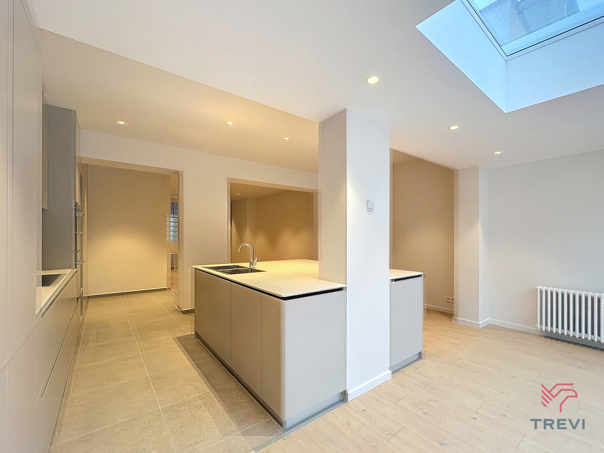 Schitterend huis met 5 slaapkamers en tuin  - foto 5