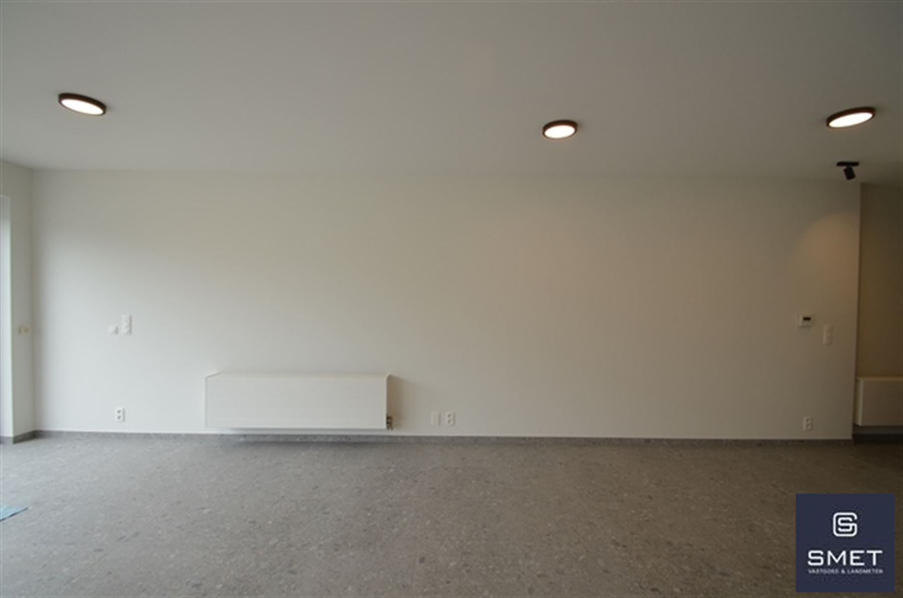 Commercial for rent in Beveren - photo 3