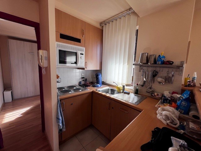 Hoekappartement met  lateraal zicht  op  zee. Ideale investering .   Recente  residentie . Algemene onkosten zijn beperkt. . . - foto 5