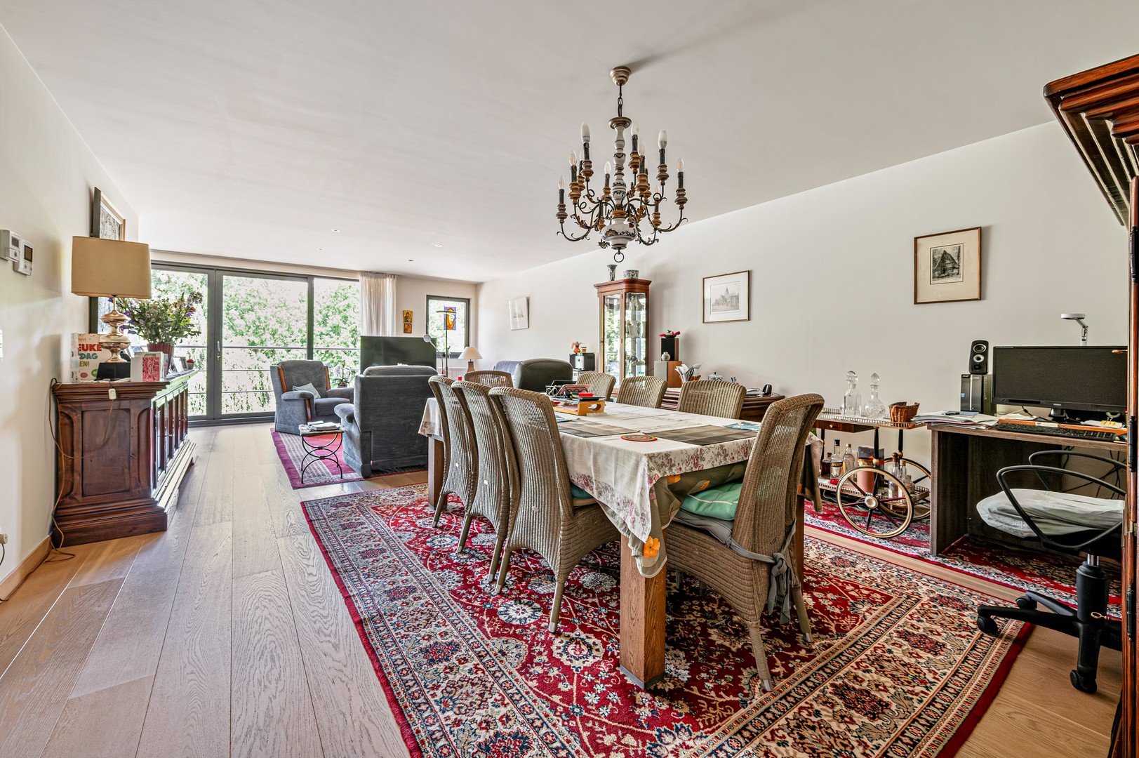 Knap en ruim 2eV appartement (ca 120m2) met zicht op het park van Sint-Niklaas - foto 5