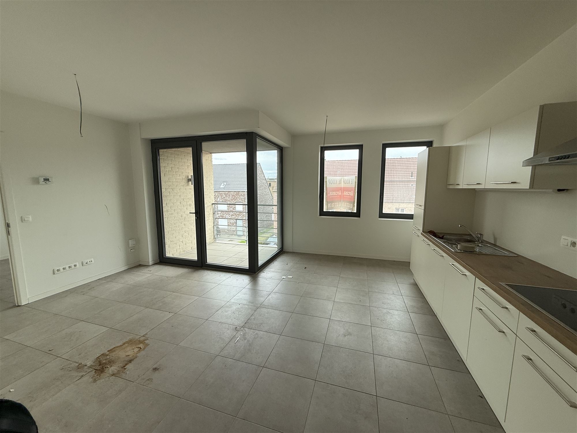 Assistentieflat met garage Te Koop - foto 2