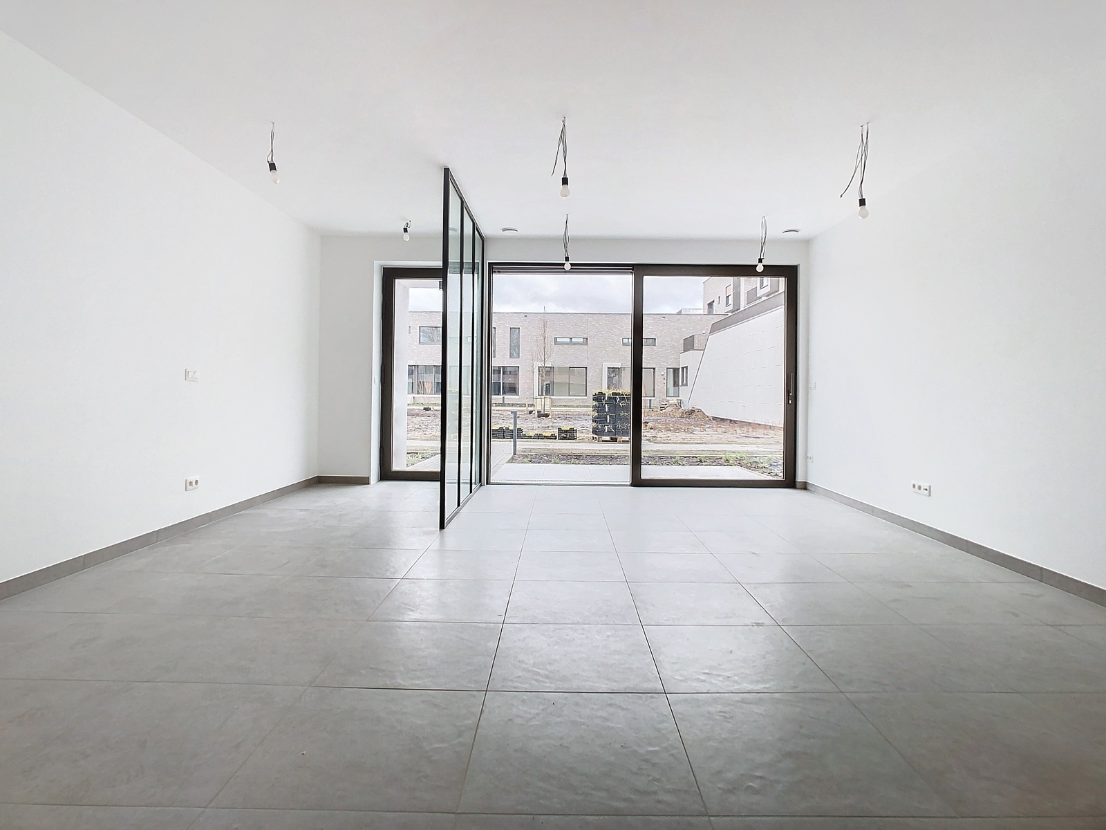 Apartment for rent in Sterrebeek with 2 bedrooms - photo 2