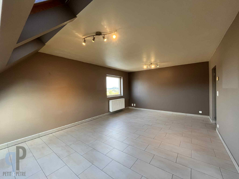 Instapklaar appartement op de 2de verdieping - foto 5