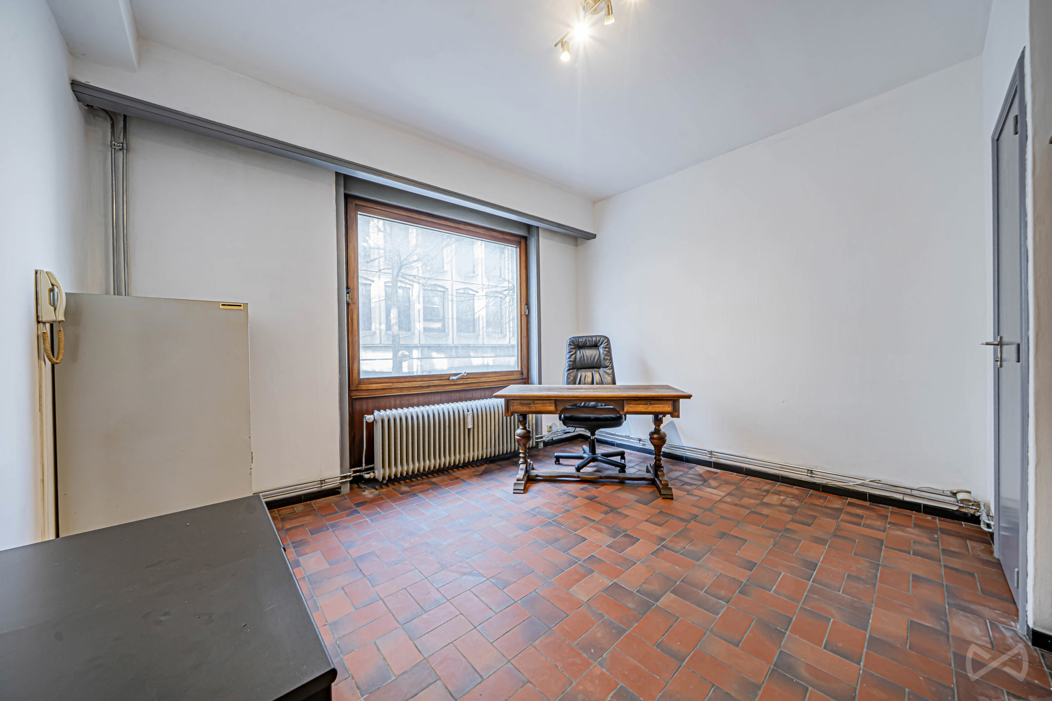 Commercial à vendre à Mons - photo 2