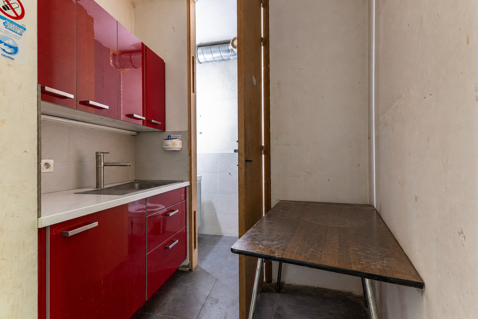 Grote handelsruimte met ruime duplex en tuin - foto 5