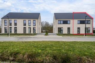 Energiezuinige nieuwbouwwoning, rustig gelegen in een nieuwe verkaveling aan het einde van een doodlopende straat, vlakbij het centrum van...