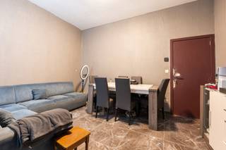 Te koop: charmant gesloten huis in Antwerpen, gelegen aan de Joos van den Steenelei, op korte afstand van scholen, park Rivierenhof, openbaar...