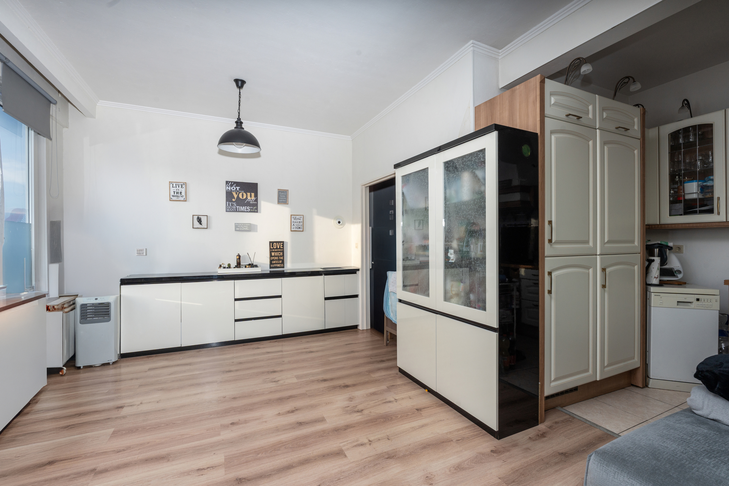 Lichtrijk appartement centraal gelegen te Hoboken - foto 4