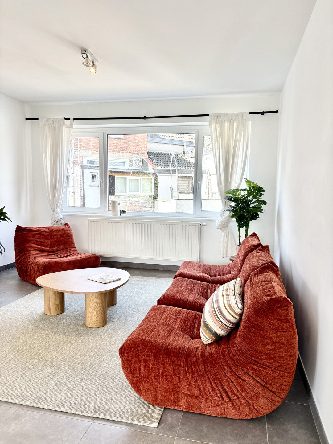 Modern 2-slaapkamer appartement met terras op toplocatie! - foto 5