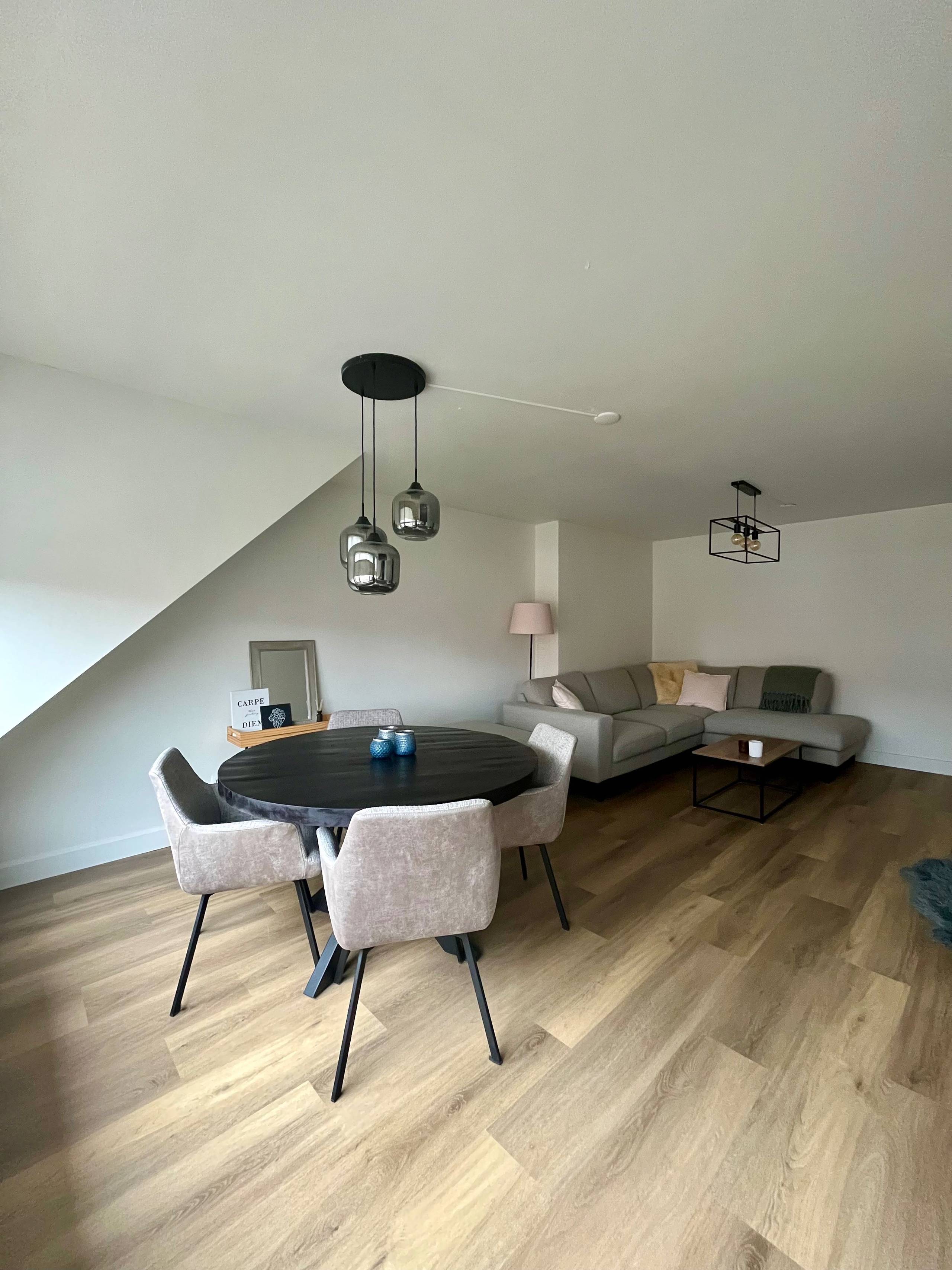 Appartement te koop in Ekeren met 2 slaapkamers - foto 2