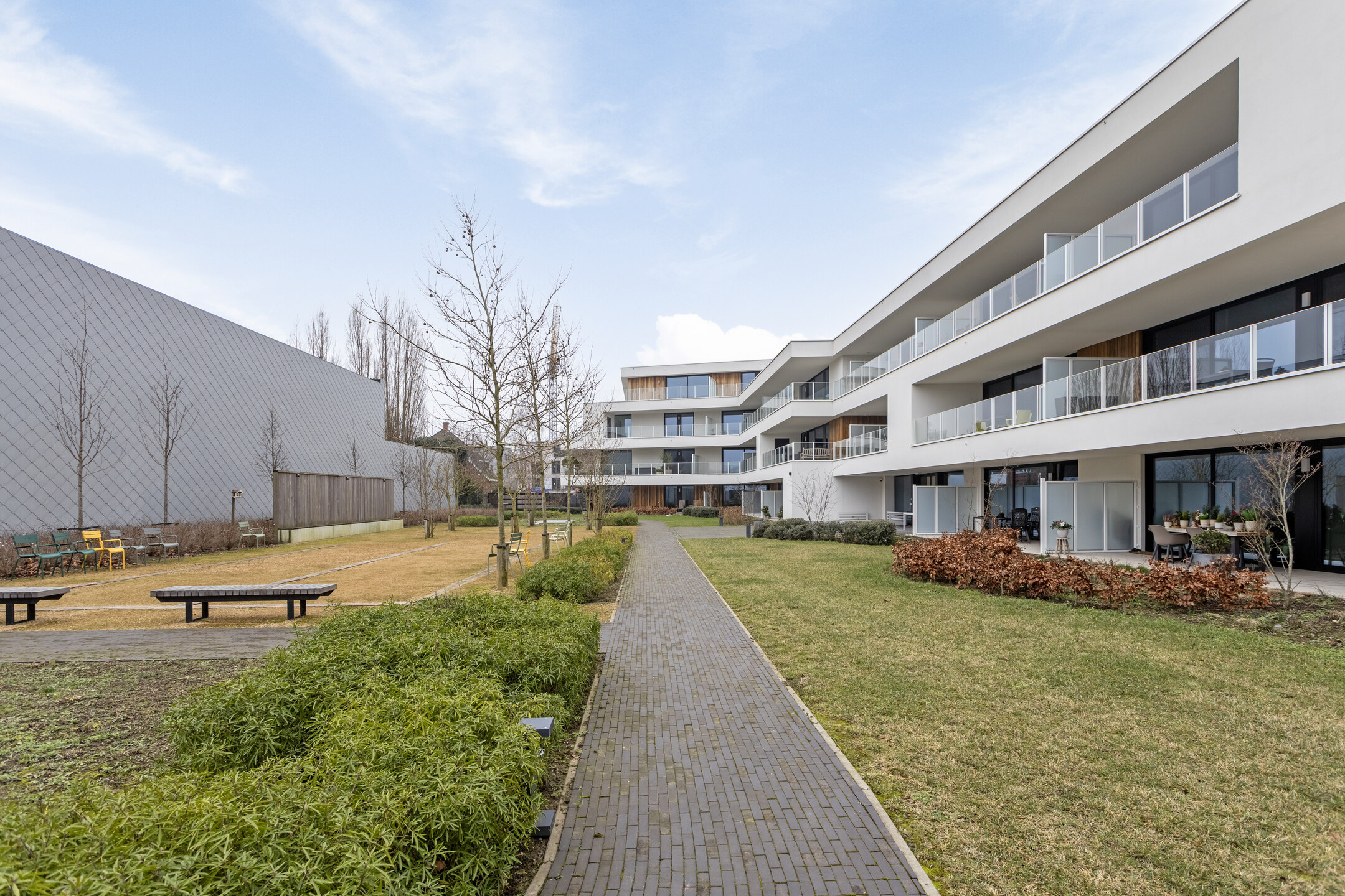 Luxueus appartement met ruim terras te koop in Waregem - foto 1