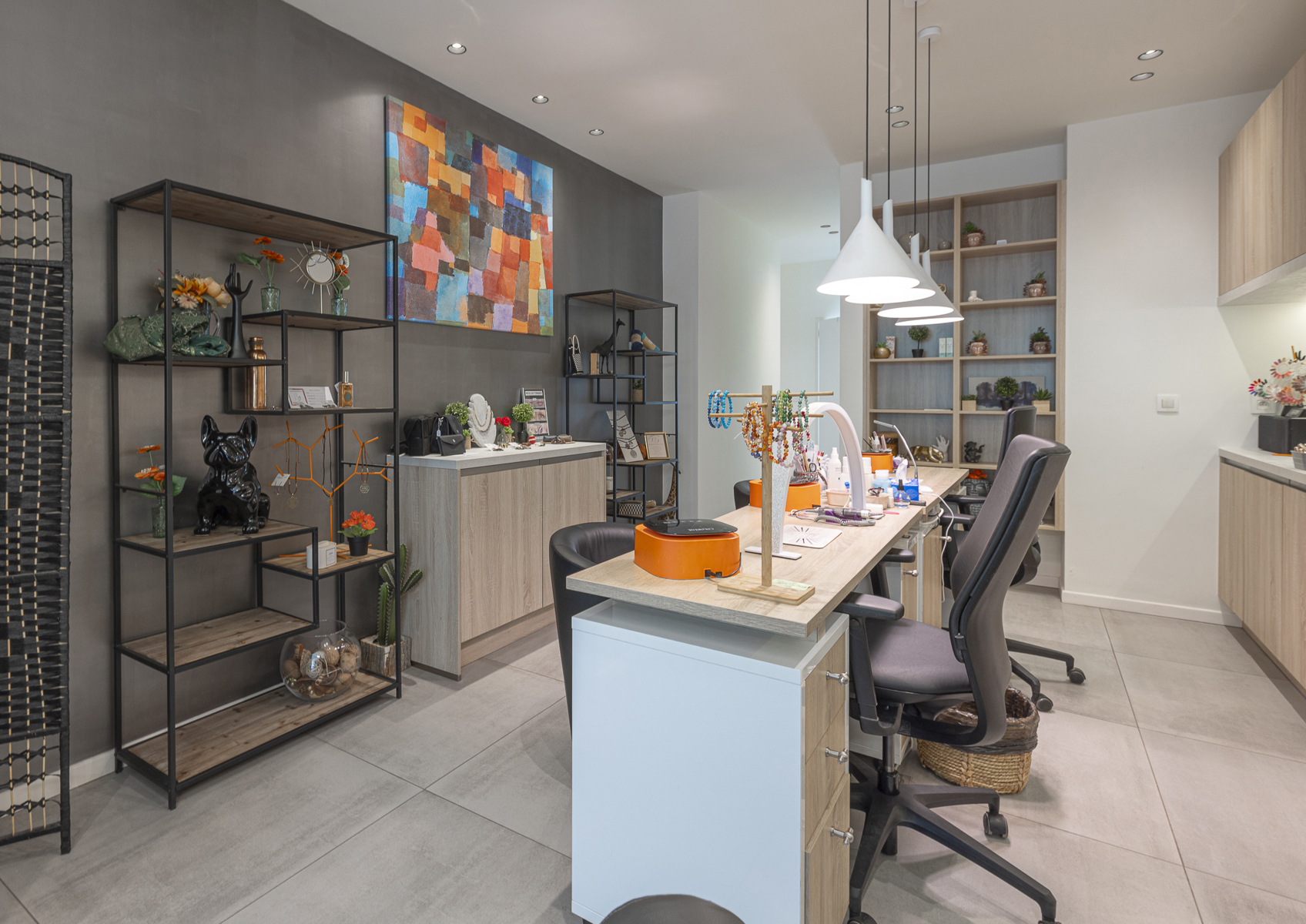 Prachtig handelsgelijkvloers met terras en tuin - foto 5