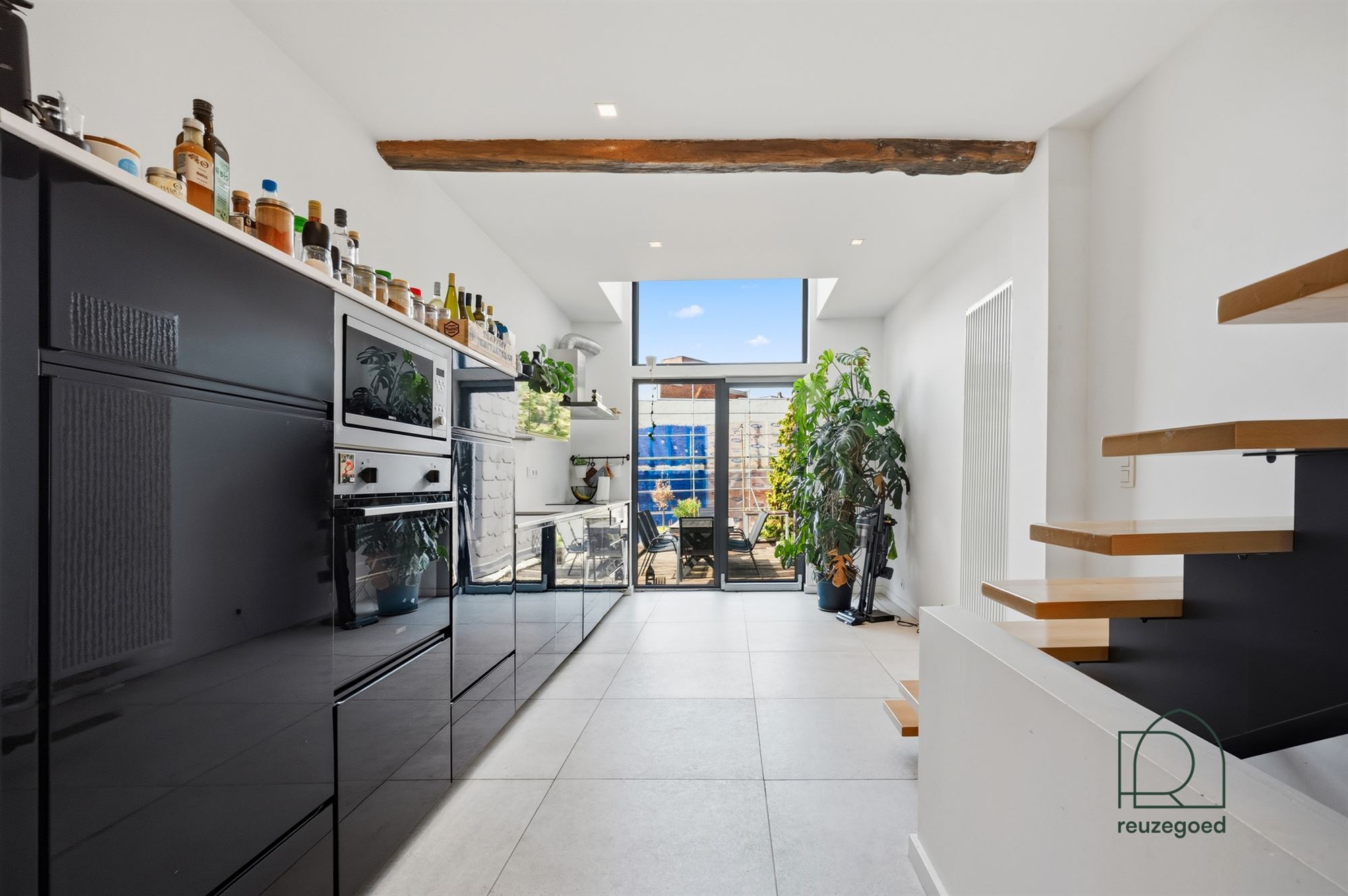 Instapklare stadswoning met garage en 3 slaapkamers op een toplocatie in Mechelen - foto 2