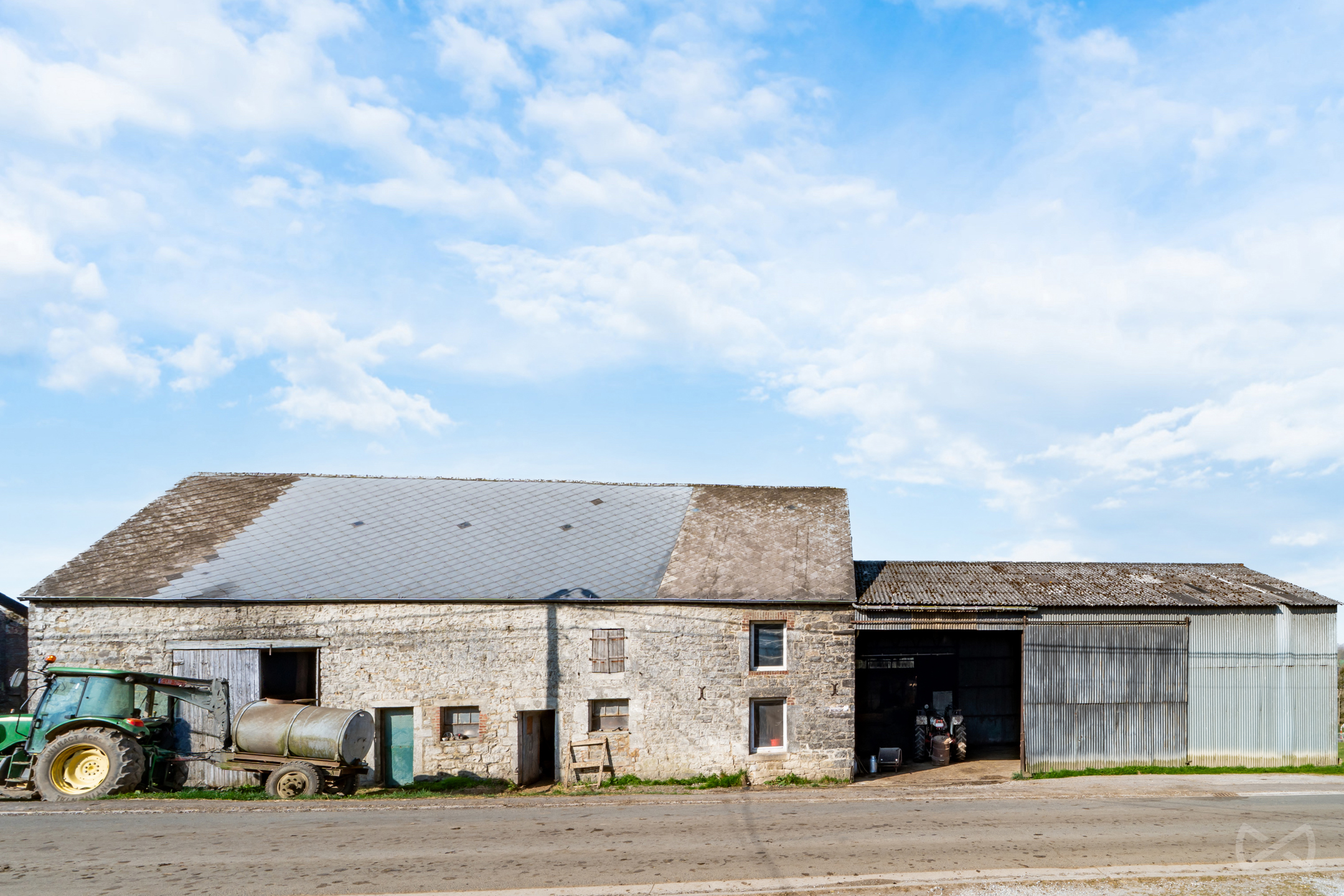 Huis te koop in Gonrieux met 1 slaapkamer - foto 1