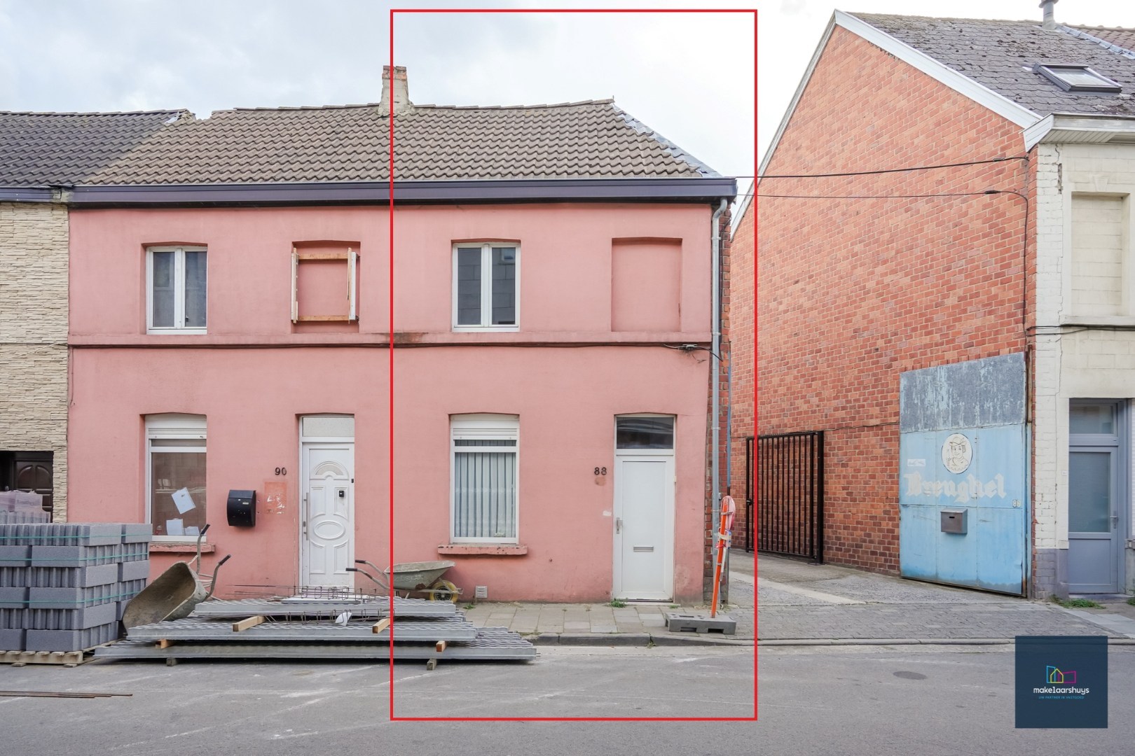 Woning in rij te Sint-Amandsberg - foto 1