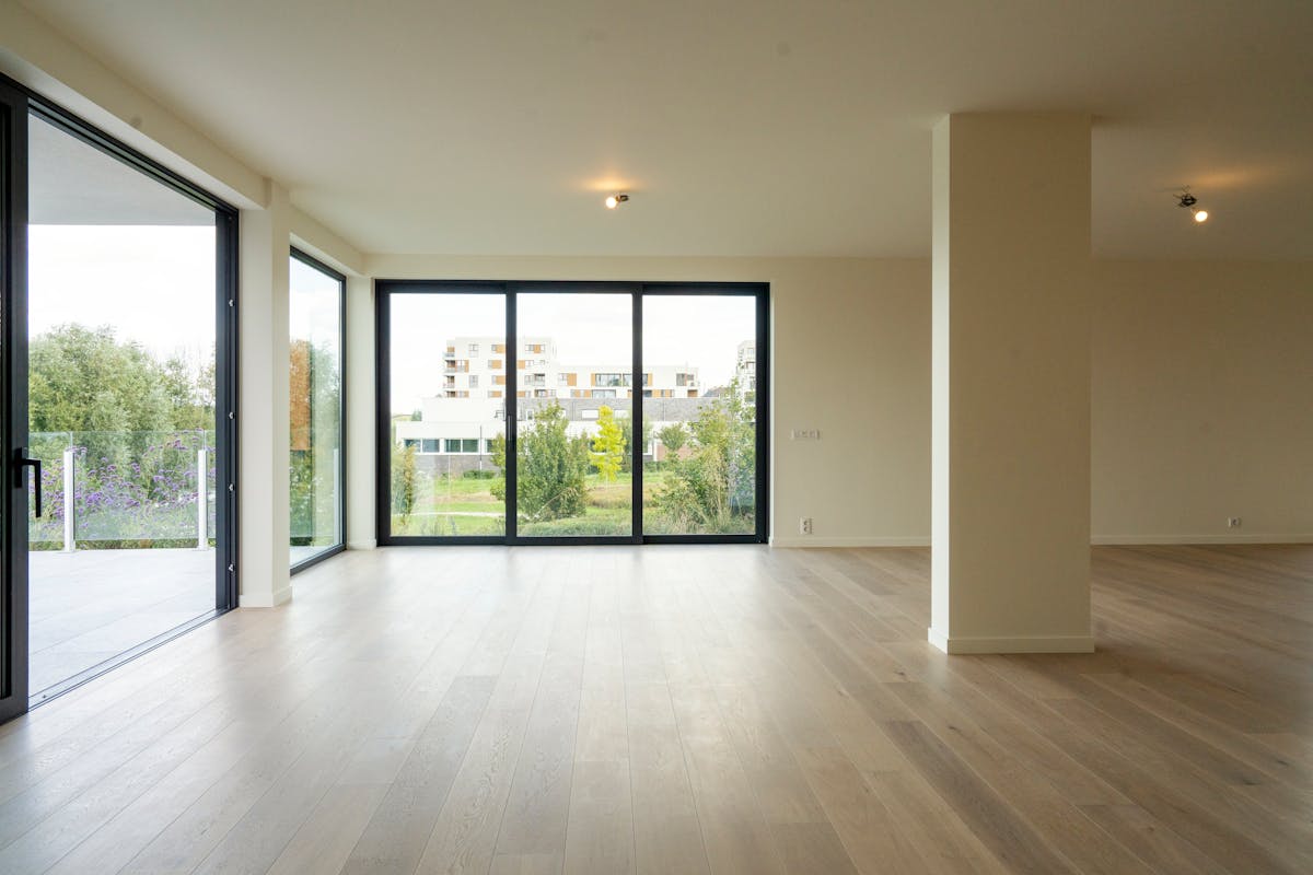 Magnifiek gelijkvloers appartement te huur aan de Leie - foto 2