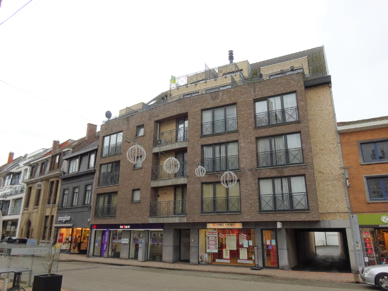 Instapklaar dakappartement met 1 slaapkamer en terras - foto 1