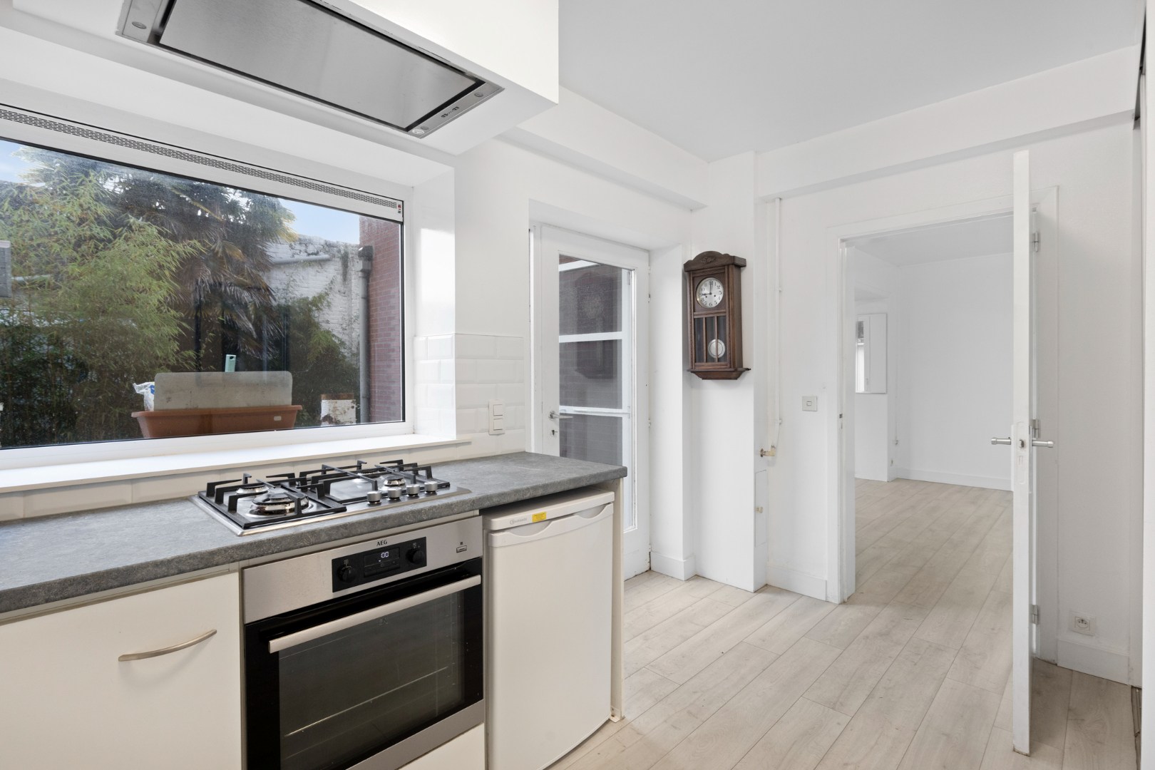 Ruim gelijkvloers appartement met 3 slaapkamers! - foto 5