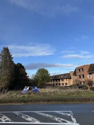 Bent u op zoek naar een ruim perceel bouwgrond op een uitstekende locatie?Ontdek dit prachtig gelegen perceel van ca. 1.555 m² in het hart van...