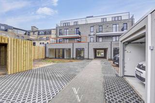 Dit prachtige nieuwbouwappartement is gelegen in het centrum van Grobbendonk, op wandelafstand van winkels, openbaar vervoer en alle...