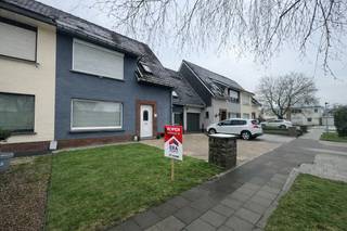 Wervik - Instapklare woning met 3 slaapkamers in een rustige woonwijk. Deze woning bevat 3 ruime slaapkamers en bevind zich in een aangename...