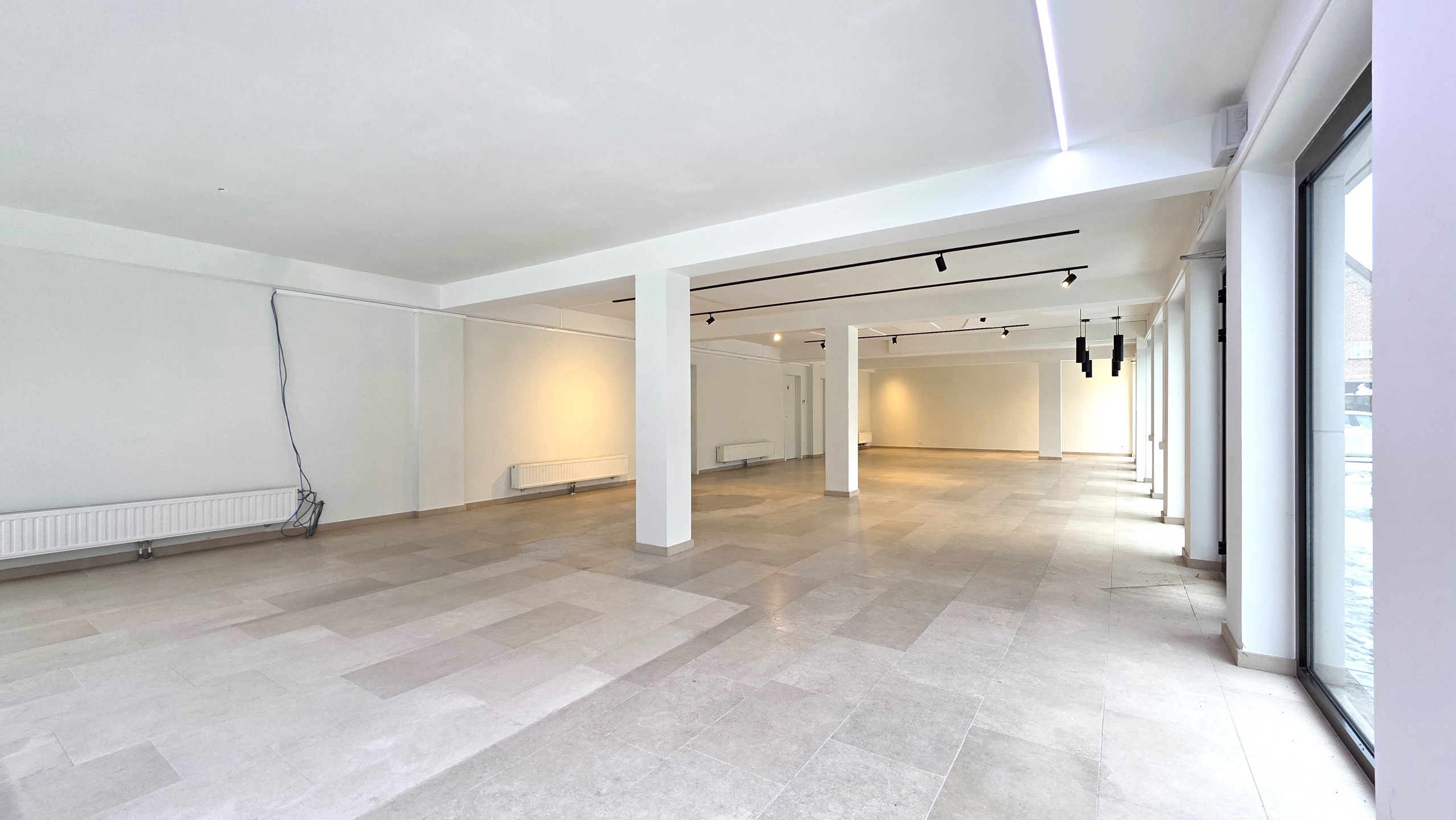 TOPgelegen in het centrum charmante handelszaak. - foto 4