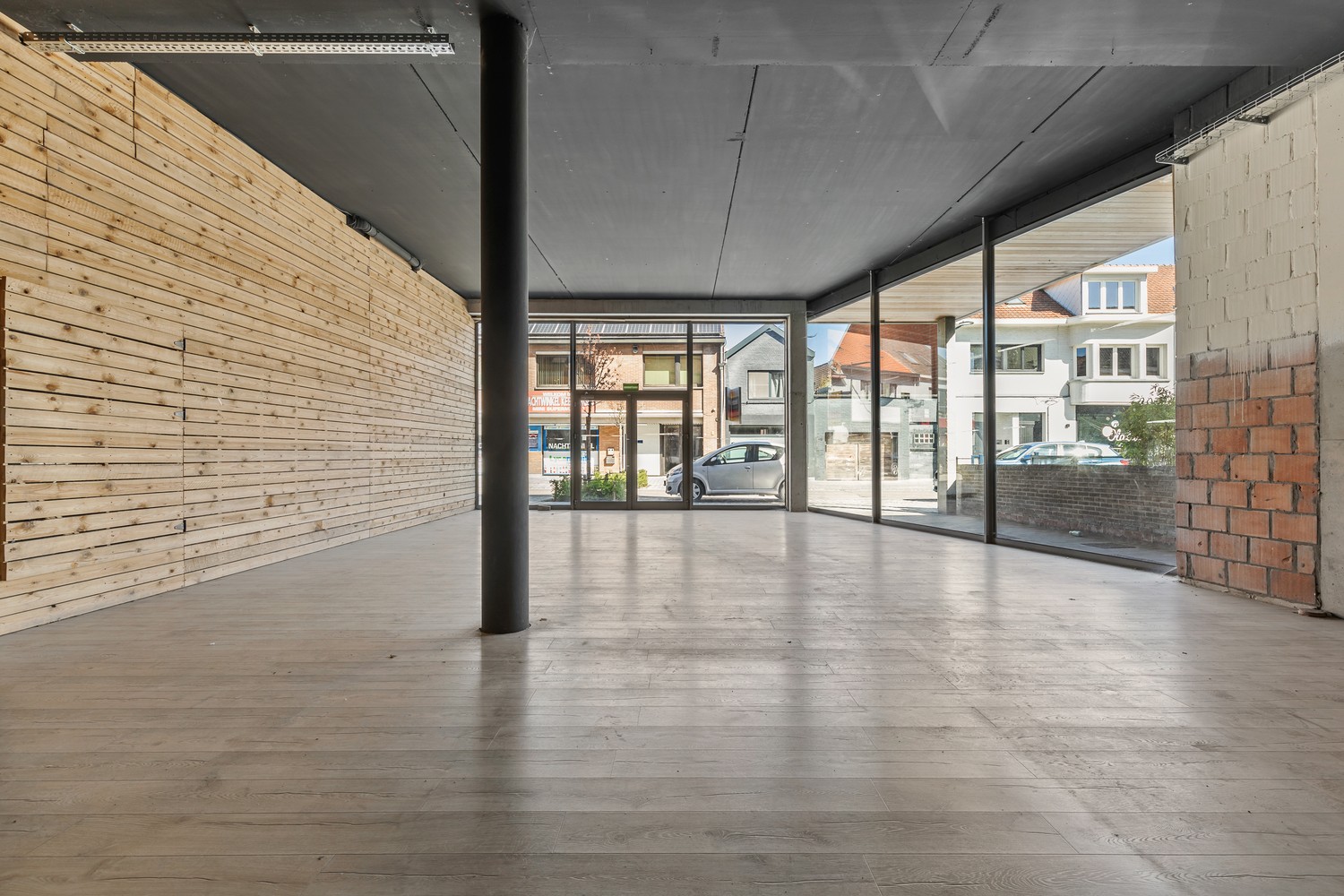 In te richten handelsgelijkvloers op toplocatie te Keerbergen - foto 4