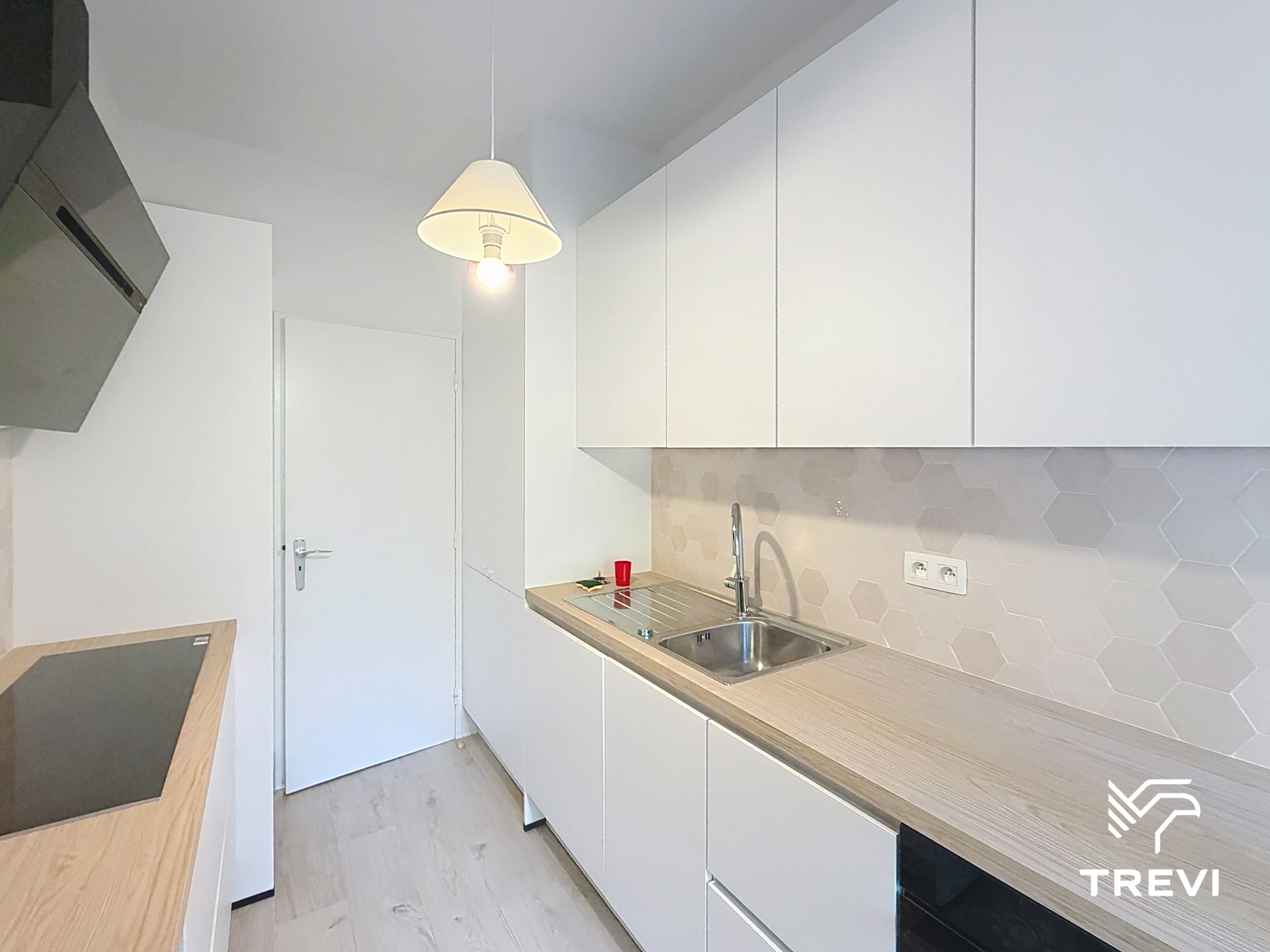 WATERMAAL-BOSVOORDE – Schitterend opgefrist 1-slpk + terras! - foto 4