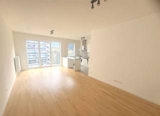 KNAP APP. WITH 2 BEDROOMS + BALCONY The Allée Verte residence is located in the boulevard Hélihaven at house number 50. We are at walking distance...