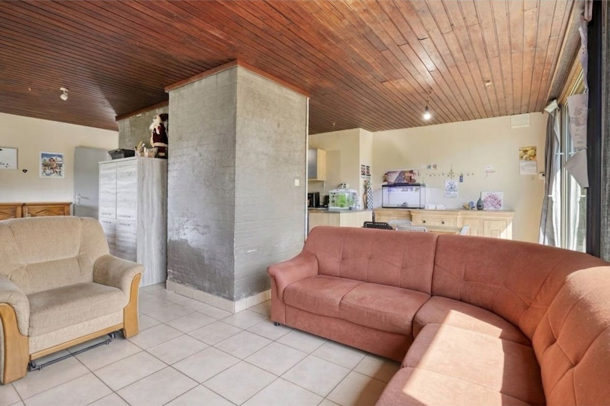 Te renoveren woning op prachtig perceel in Laarne - foto 5